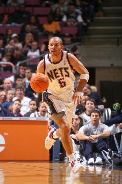 英超战报：埃基蒂克双响，田中碧绝平，利兹联3-3利物浦